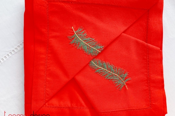 Bộ 06 khăn ăn thêu noel - thêu lá thông đỏ